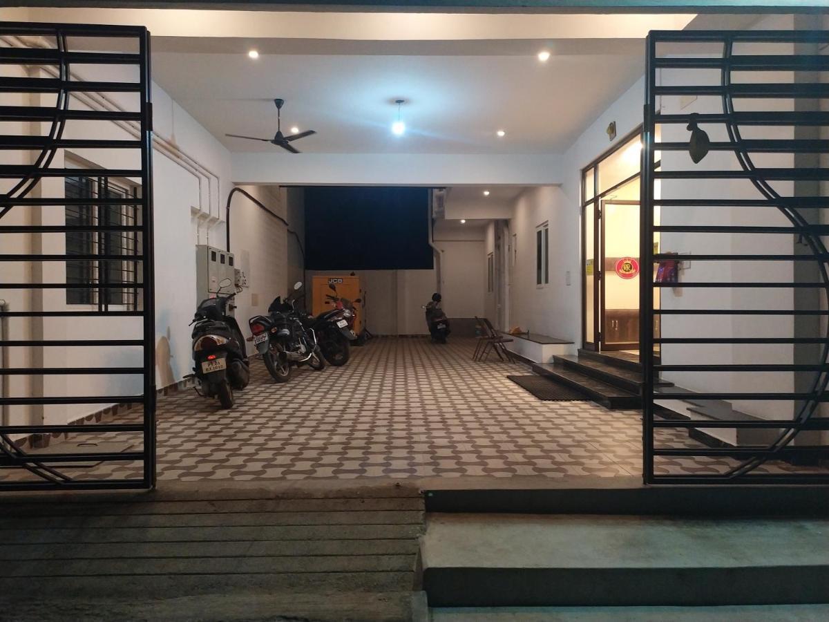 Hotel Rani And Rani Residency Pondichéry Extérieur photo