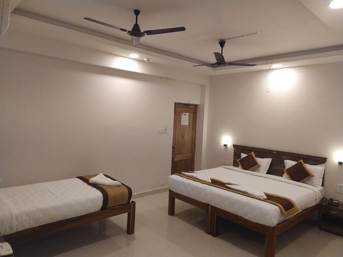 Hotel Rani And Rani Residency Pondichéry Extérieur photo