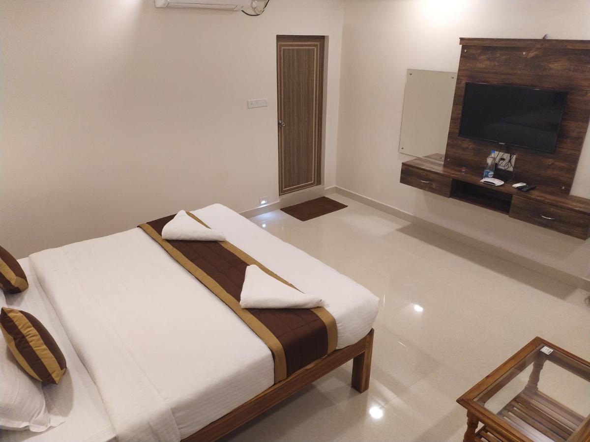 Hotel Rani And Rani Residency Pondichéry Extérieur photo